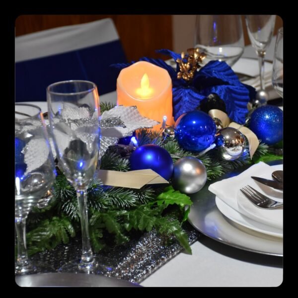 Alquiler mediano centro de mesa navideño - Imagen 3